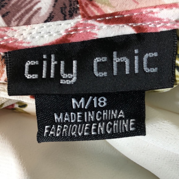 #89 CITY CHIC Heartwine  White Floral Wrap Top 18 - Picture 10 of 12